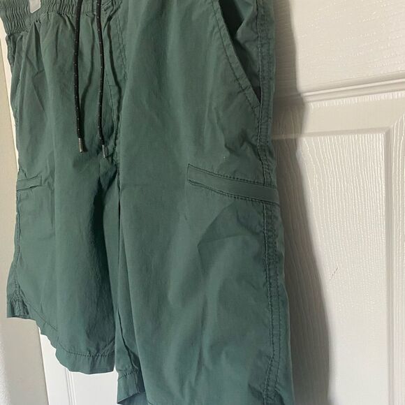 OLD NAVY Men’s Two (2) Stretch Cargo Shorts Size L - Picture 8 of 11